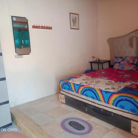 Salty Dog Hostel Telukdalem Экстерьер фото