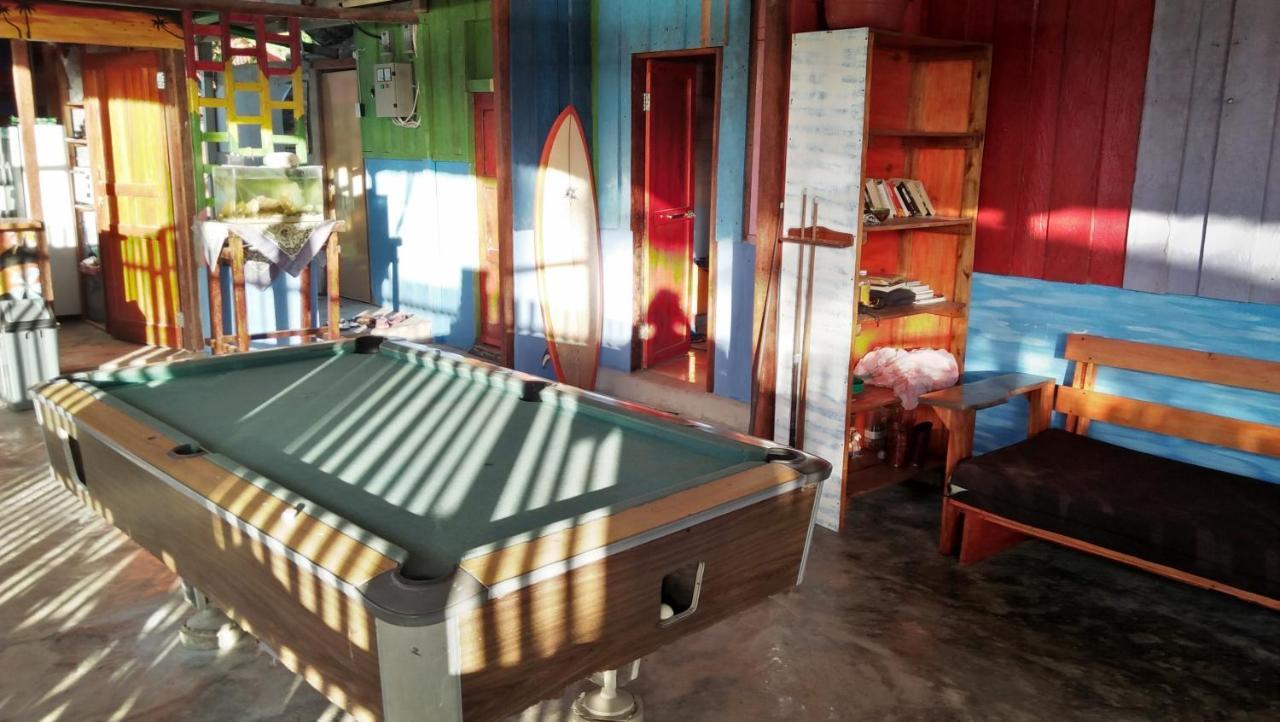 Salty Dog Hostel Telukdalem Экстерьер фото